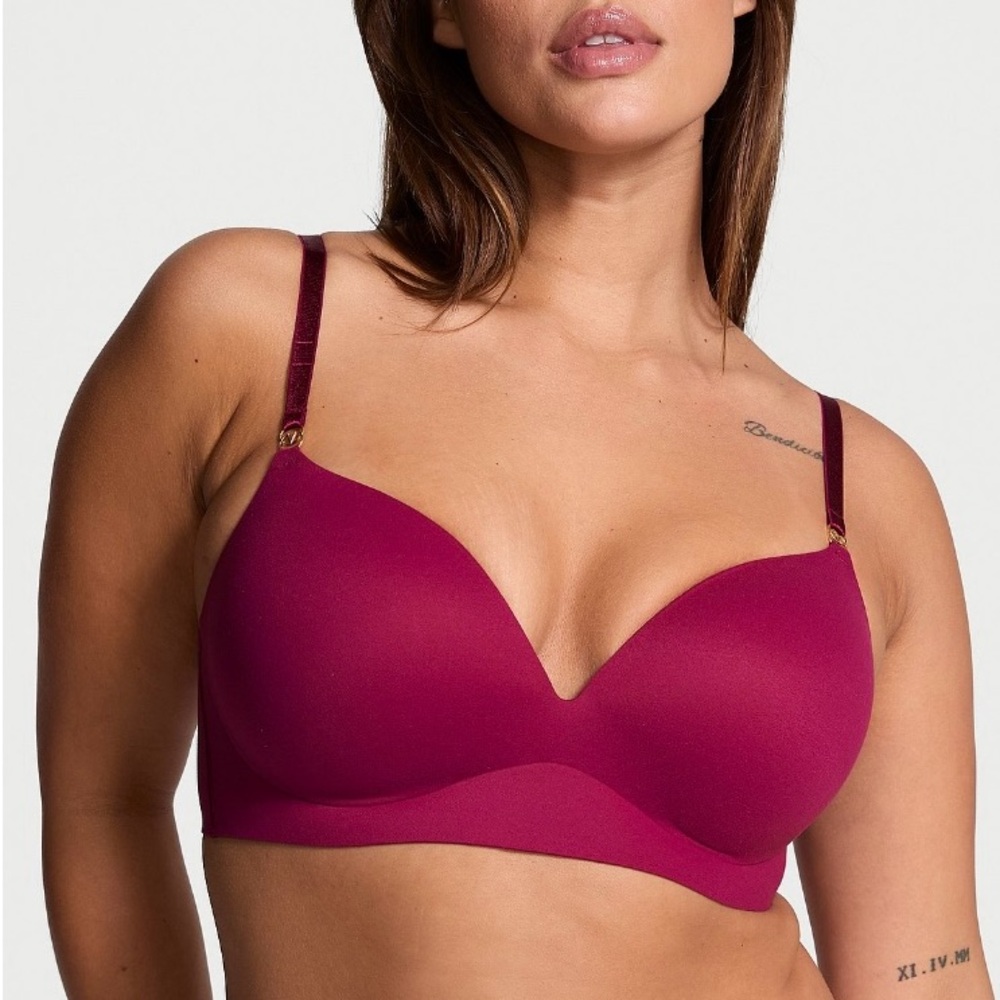 NWT Victoria’s Secret DreamAngels Wireless Push-Up Plunge Bra Campari Red 40D